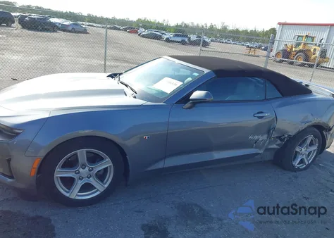 2020 Chevrolet Camaro Rwd 2Lt z USA, uszkodzony, nr VIN 1G1FD3DS0L0143684